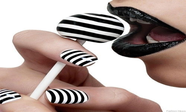 black-white-nails.png