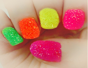 neon-nails.png