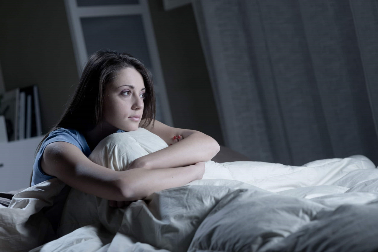 8-Annoying-Things-That-Can-Make-You-Stay-Awake-at-Night