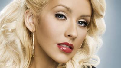 b2ap3_thumbnail_Christina-Aguilera.jpg