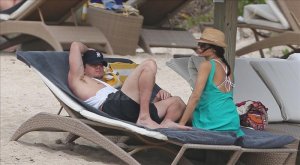 Channing Tatum with classic cap while in St Barths with his wife Jenna Dewan sporting a nice straw sun hat.